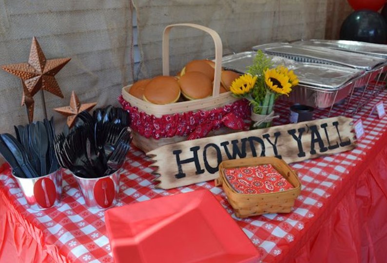 5 Ideas For a Country Themed Party